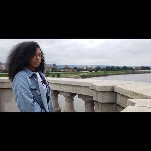 Meet your Posher, Destiny